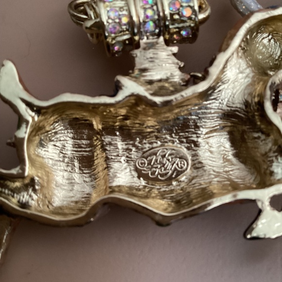 Kirks Folly reindeer - Picture 4 of 10